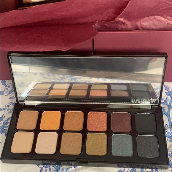 laura mercier Other - Laura mercier hidden gems eye shadow palette